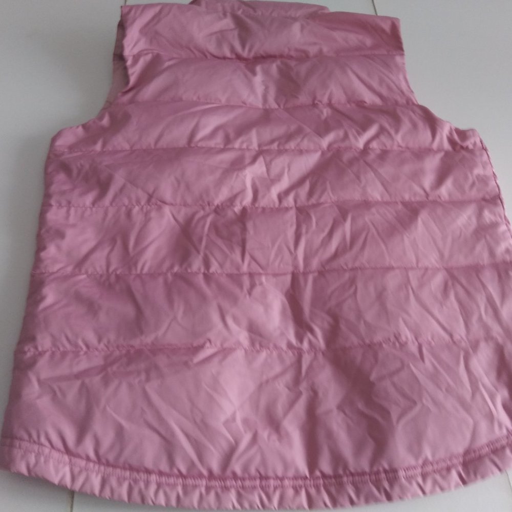 NWOT Pink Puffer Vest -American Eagle